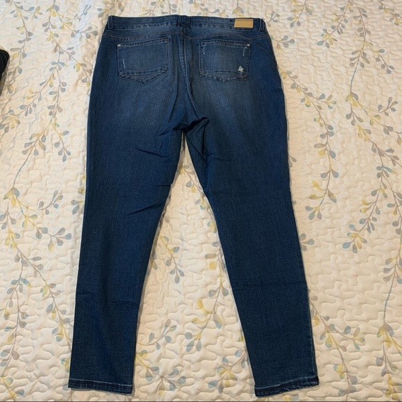 Rocks & Indigo Distressed Skinny Jeans size 24 - Picture 2 of 10